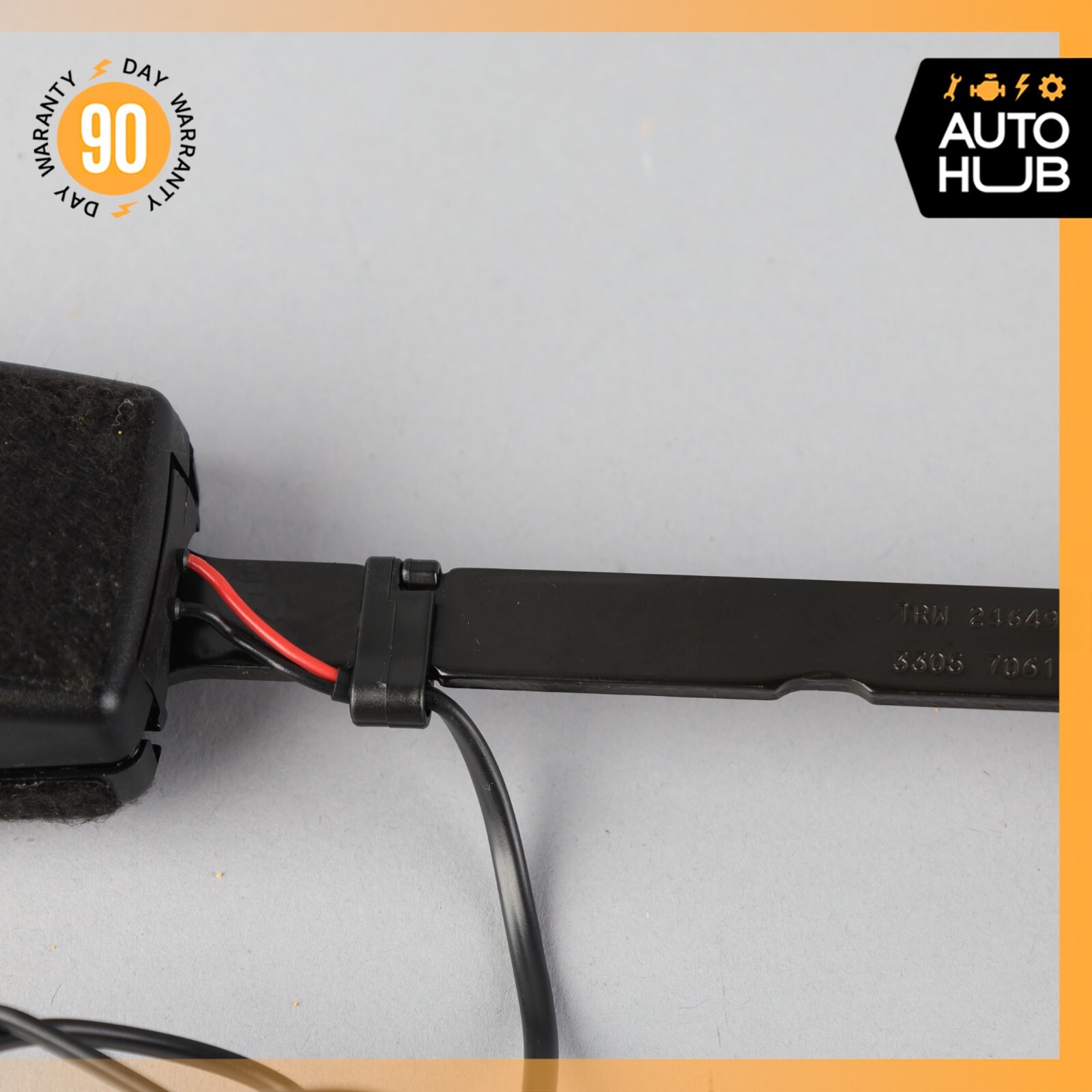 03-13 Maserati Quattroporte S M139 Front Right Side Seat Belt Buckle OEM 74k