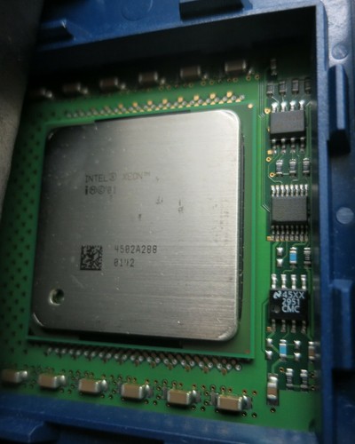 TOTALMENTE NUEVO INTEL RN80532KC041512 ** STOCK DE EE. UU. ** ENVÍO GRATUITO ** - Imagen 4 de 4
