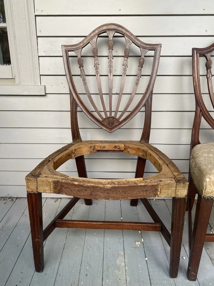 Dos sillas Hepplewhite 1790 Salem/Boston-McIntyre/Fiske Foto 4 de 4