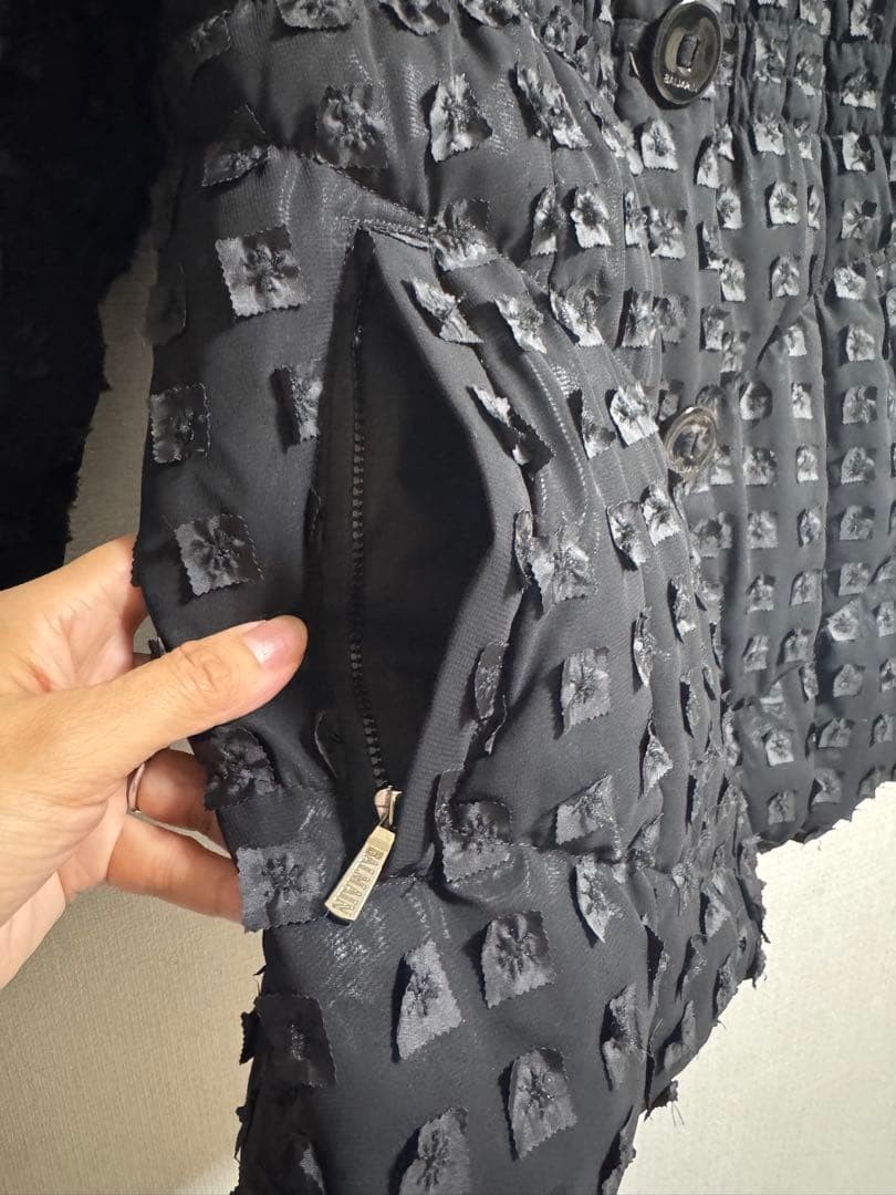 BALMAIN Lightweight Down Jacket 3D Pattern Fox Fu… - image 4