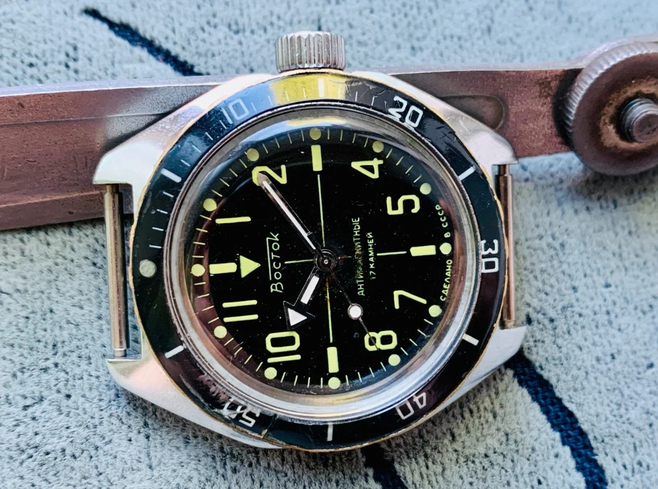 Reloj Coleccionable Vostok Sniper Aim 17 Joyas Anfibio Chistopol Hecho en URSS Foto 4 de 4