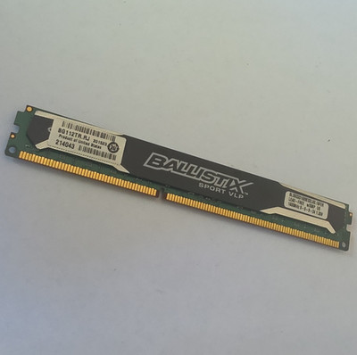 Crucial Ballistix Sport VLP 4GB DDR3-1600 PC3-12800 240-Pin DIMM