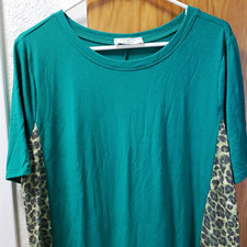 Zenana Womens 1X Plus Green Knit Pullover T-S...