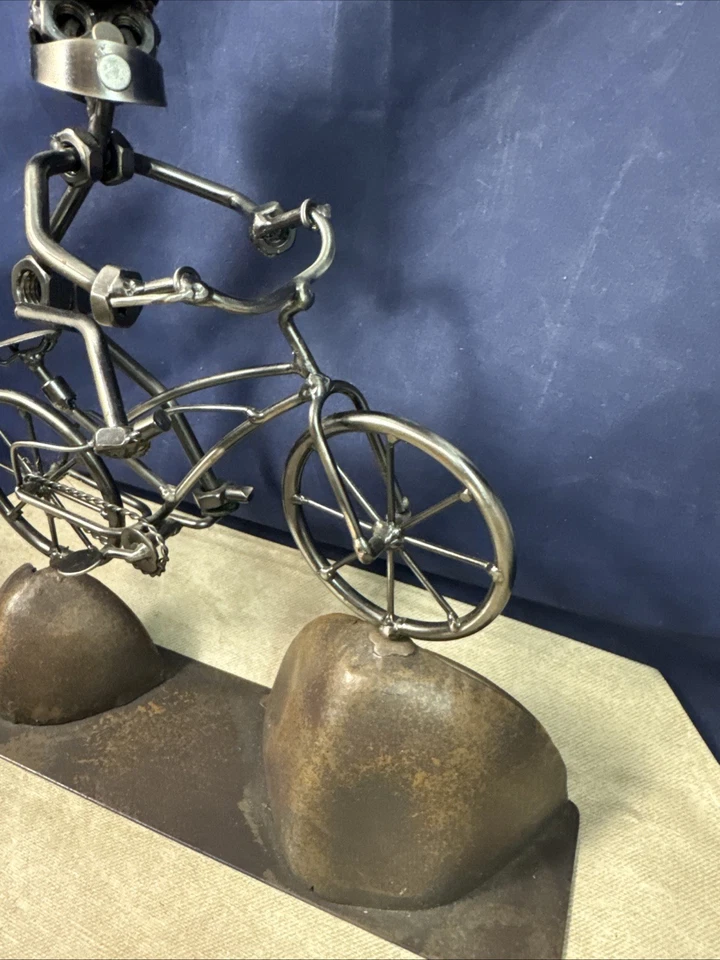 Tuercas y pernos para ciclista de bicicleta escultura de metal X juegos BMX bicicleta corredor - 10” de alto Foto 4 de 4