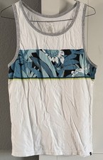Quiksilver white tank top with Hawaiian blue ...