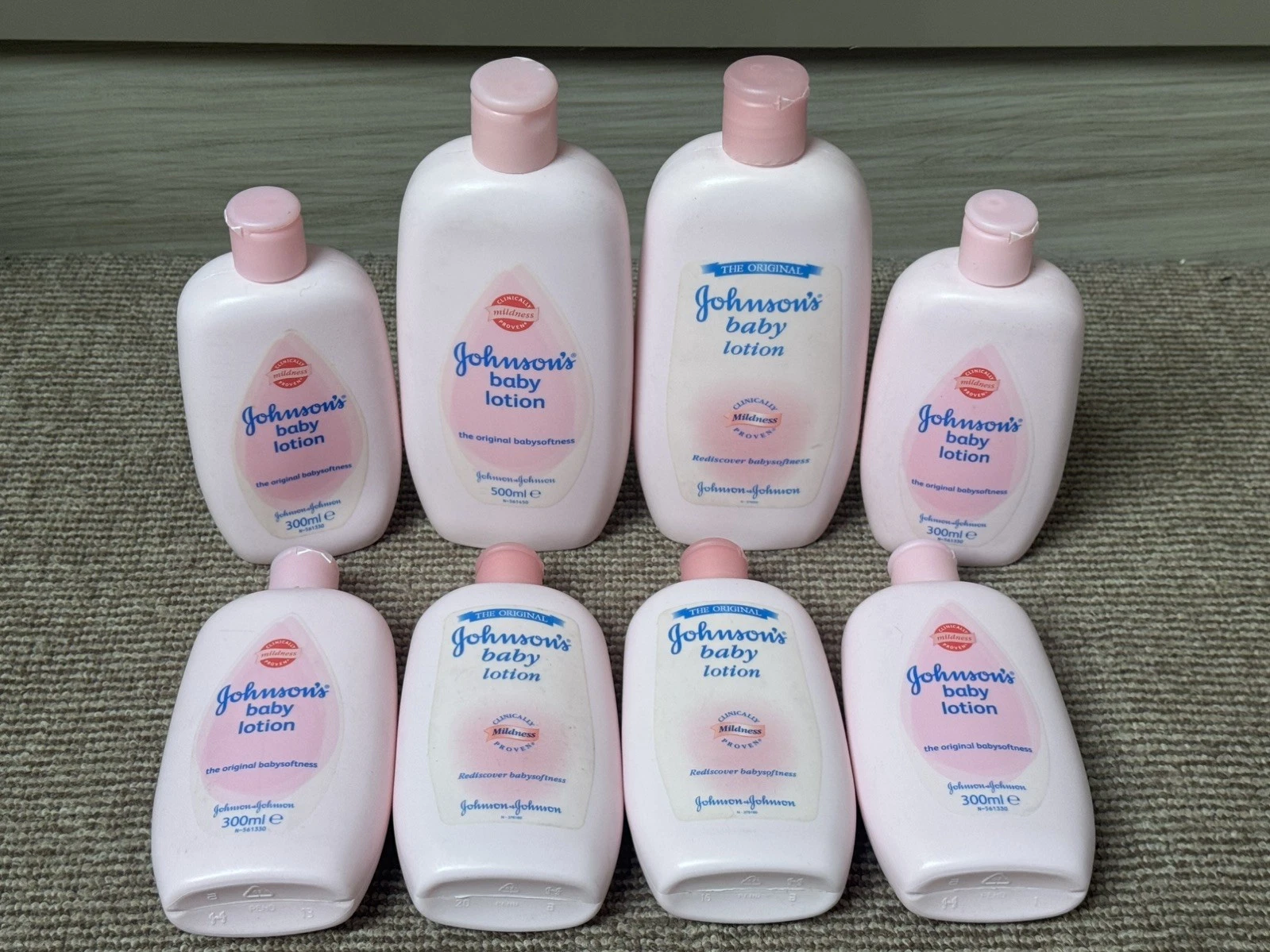 8 x Johnson's Original Pink Baby Lotion 2 x 500ml 6 x 300ml Discontinued New
Opens in a new window o