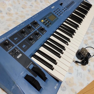 Yamaha CS1X 61-Key Digital Keyboard Synthesizer  USED(Confirmed to be energized)