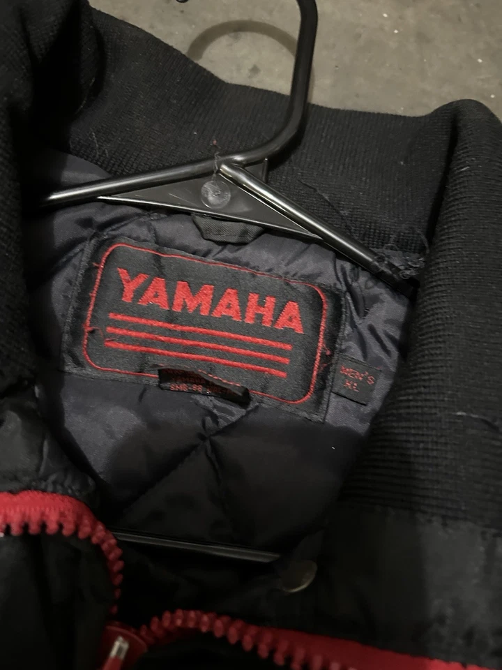 vintage 90’s YAMAHA snowmobile jacket red and black size Mens XL - Image 2 of 4