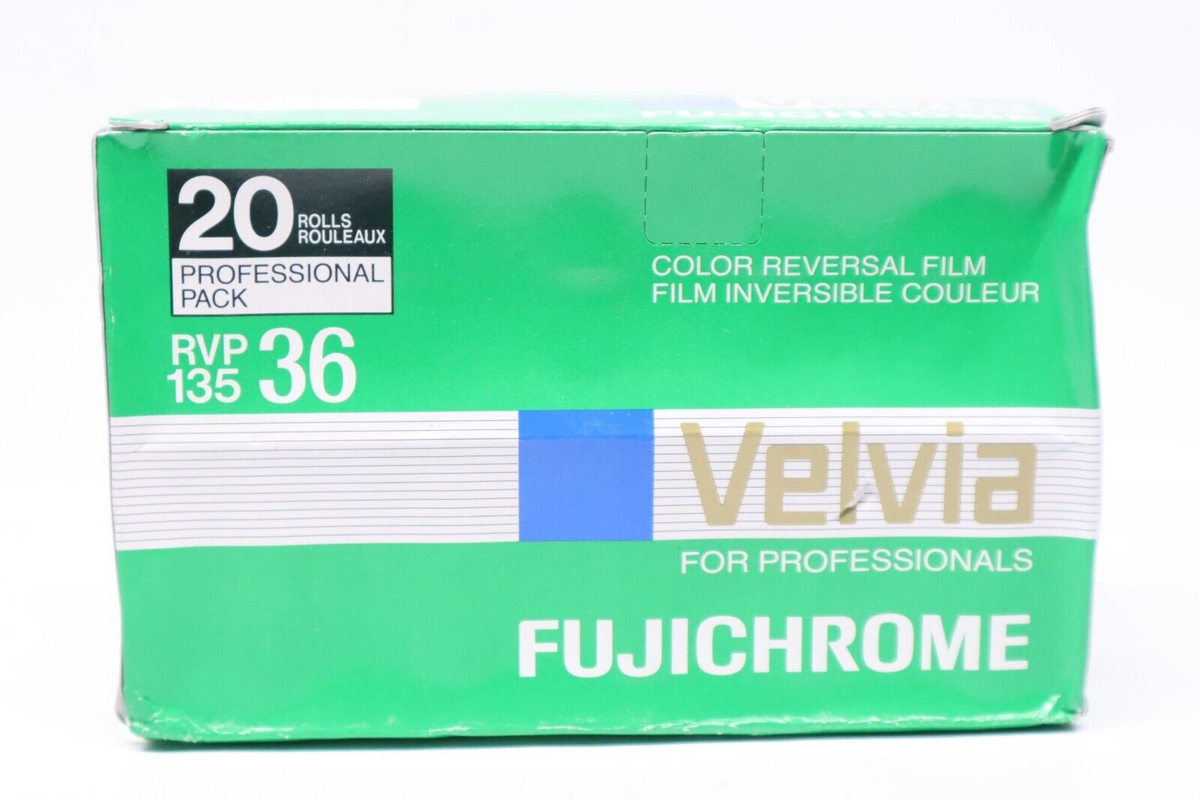 Mua Fuji RVP 120 50 ASA Fujichrome Velvia Color Slide Film trên Amazon