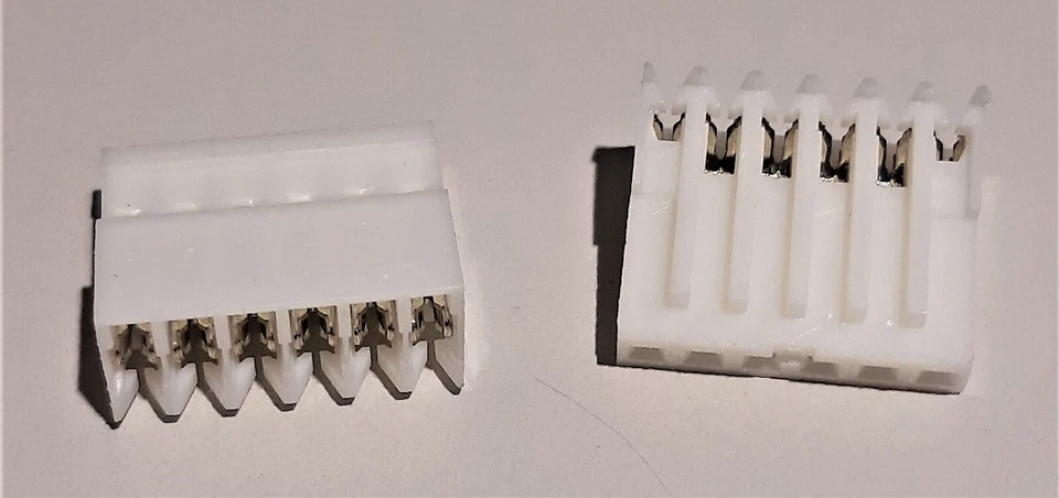 2-Pieces of White 3-643814-6 AMP 6 POSITION MTA-100 IDC CONNECTORS for 24AWG - Image 2 of 3