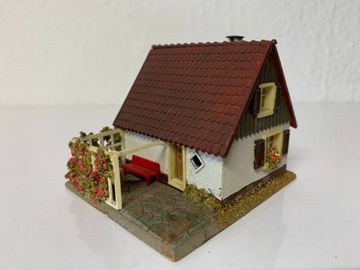 A 2) Faller H0 202 Siedlungshaus Fertigmodell 50er Jahre Holz - Kunststoff - TOP