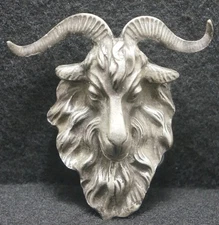 XA21140 VINTAGE 1974 CUT-OUT ***RAM GOAT HEAD*** WILDLIFE ARTWORK BELT BUCKLE