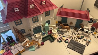 LOT Schleich Horse Club Lakeside Country House Plus Other Mixed Sets PICS & READ