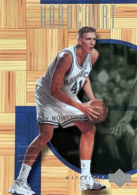 2000-01 Upper Deck Hardcourt DIRK NOWITZKI Dallas Mavericks 