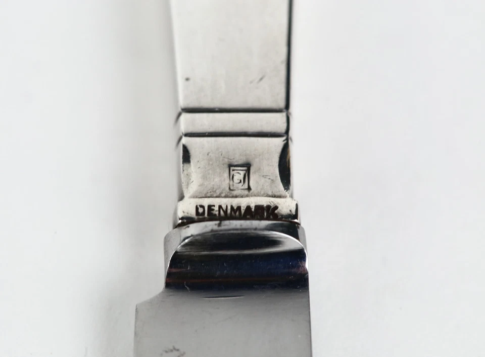 Cuchillo infantil Georg Jensen plata esterlina patrón continental con monograma Foto 3 de 3