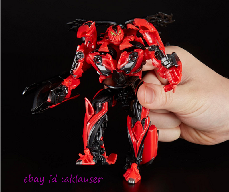 Takara Tomy Studio Series SS-02 Stinger Action Figure Toy Model In