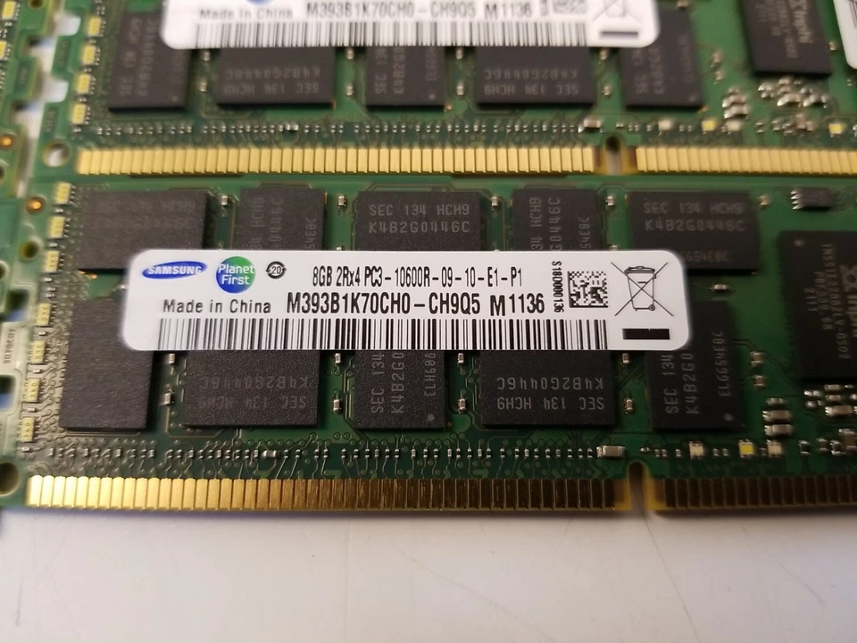 Hynix/Samsung 256GB (32 x 8GB) PC3-10600R 2Rx4 ECC Reg Server Memory - Image 2 of 3