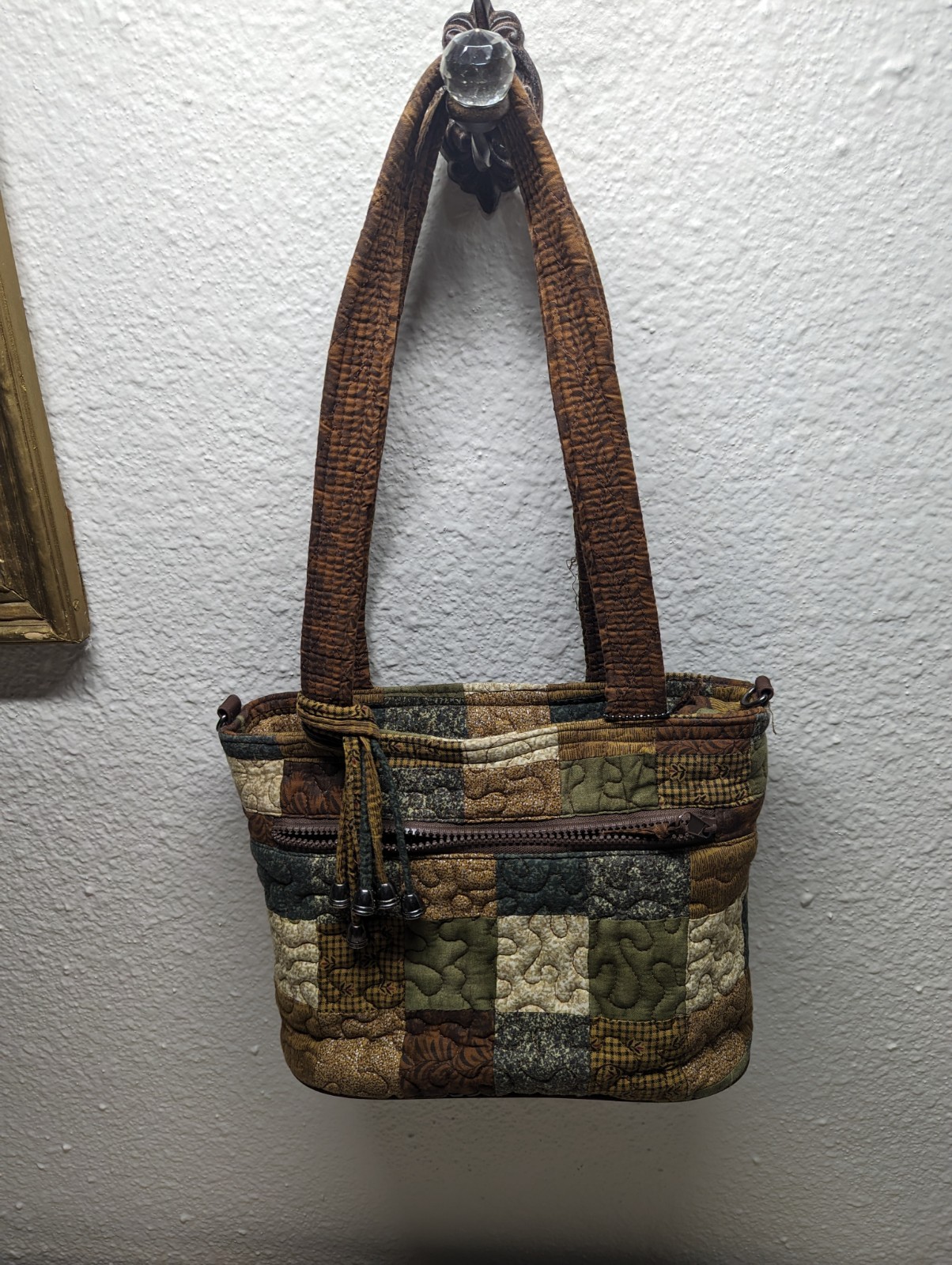 Donna Sharp Vintage Quilted Patchwork Shoulder Ba… - image 1