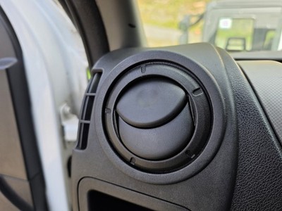 RENAULT MASTER MK3 LML35 14-19 Dash Air Vent (n/s Passenger) 