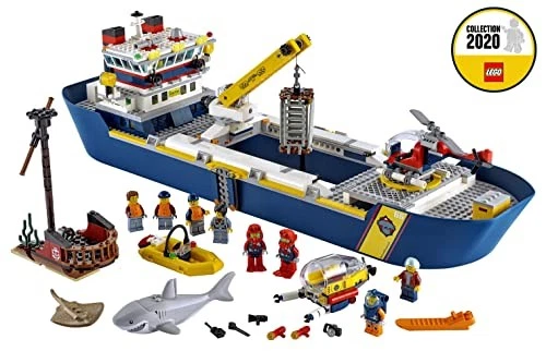 LEGO City Sea Explorers Undersea Exploration Ship 60266 - Image 4 of 4