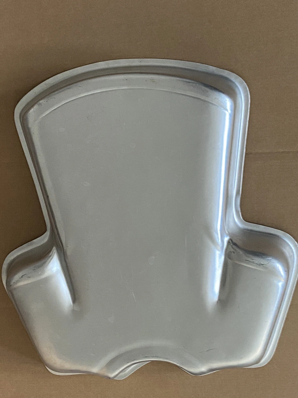 Vintage 1978 Wilton football shirt /sports jersey cake pan/tin