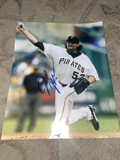 Joel Hanrahan Autographed 8x10 Photo Redsox Pirates Tigers