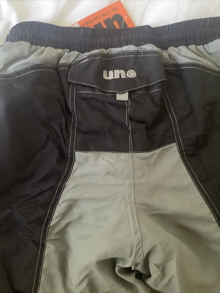 Uno Cycling Mtb Shy Shorts New Padding Size L Large - image 4 of 4