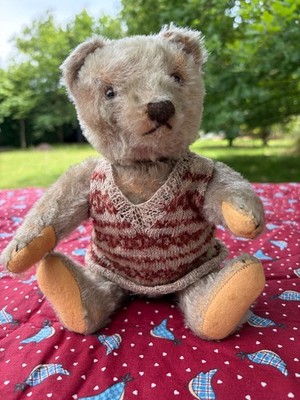 Steiff Bär um 1950 11 cm. Guter Zustand.
