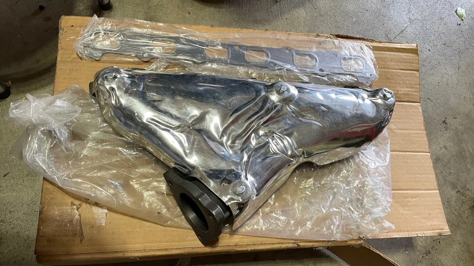 Colector de escape Dorman 674-869 para 08-09 9-7x Ascender Envoy Trailblazer Foto 2 de 4