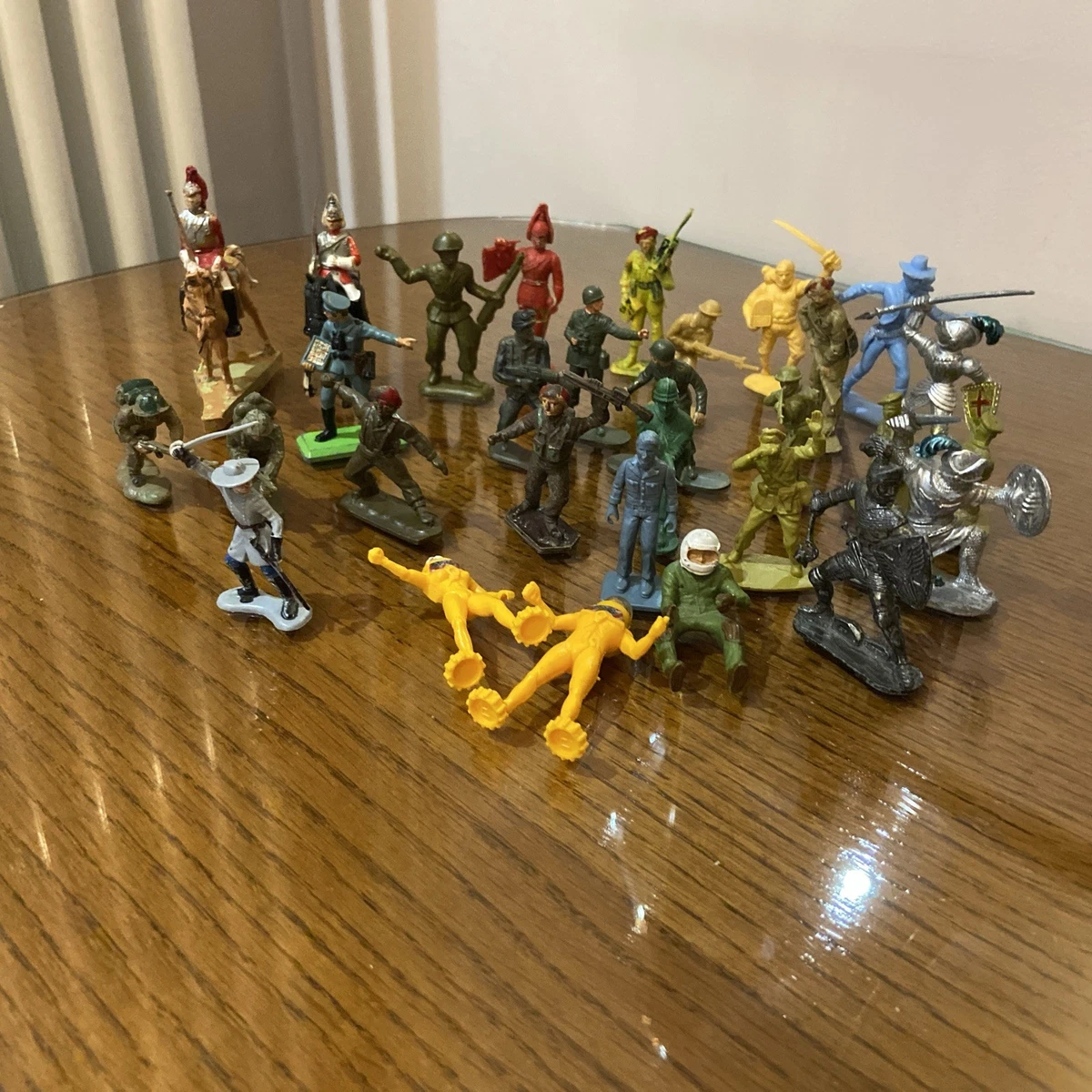 Toys & Juvenalia - a collection of Britains Deetail 1:32 scale military