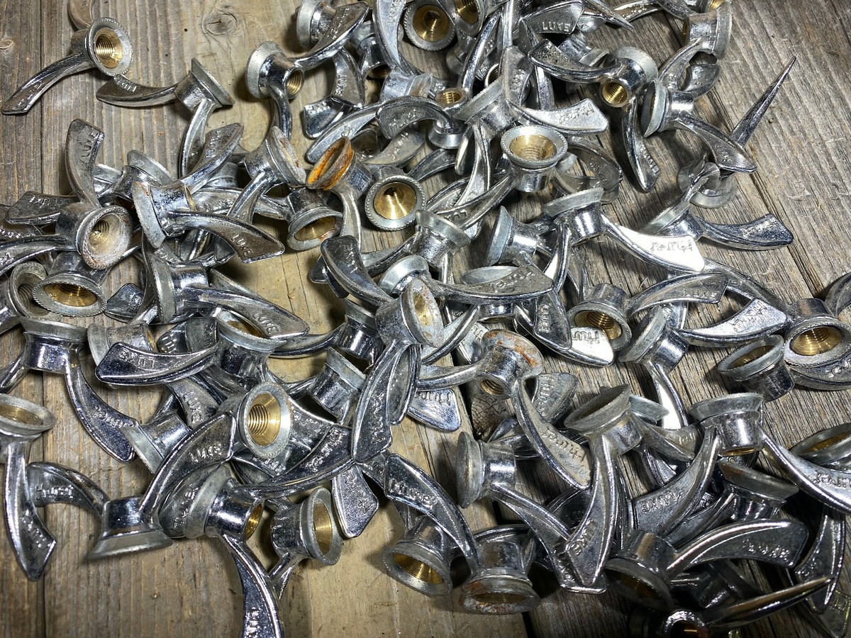 Lot De 4 écrous Papillons Huret 8 Et 9,5 Mm Pour Roue De Vélo Ancien - France