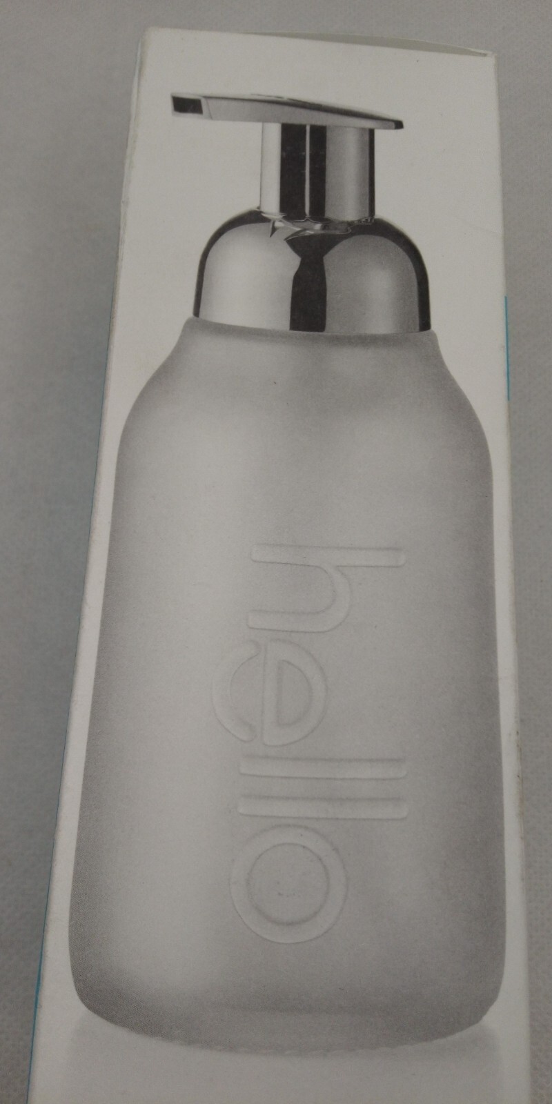 Hello Refillable Foaming Hand Wash Starter Kit 10 oz.  aloe & sea minerals, NEW