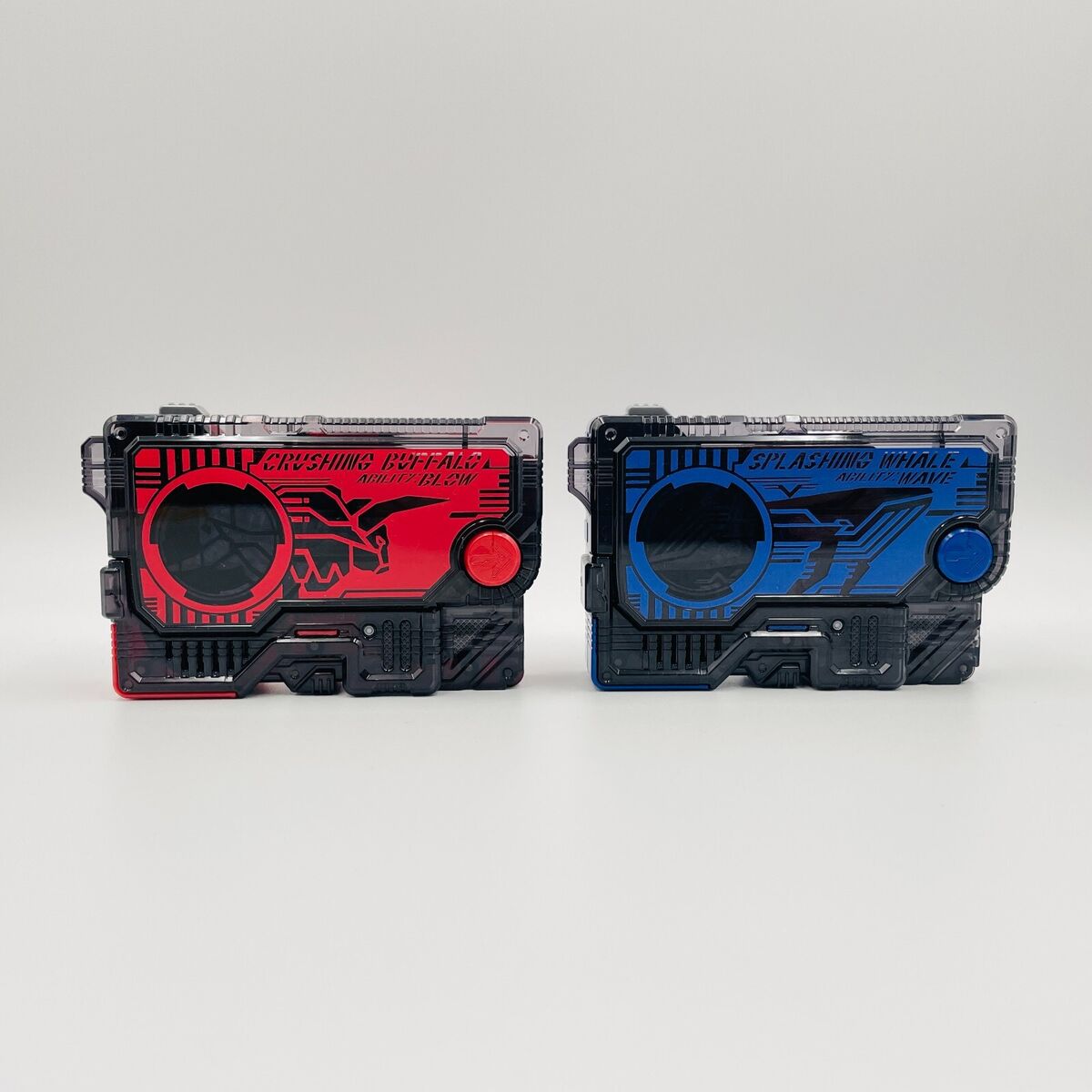 Kamen Rider Zero One DX Crushing Buffalo & DX Splashing Kamen Rider Zero One DX Crushing Buffalo & DX Splashing
