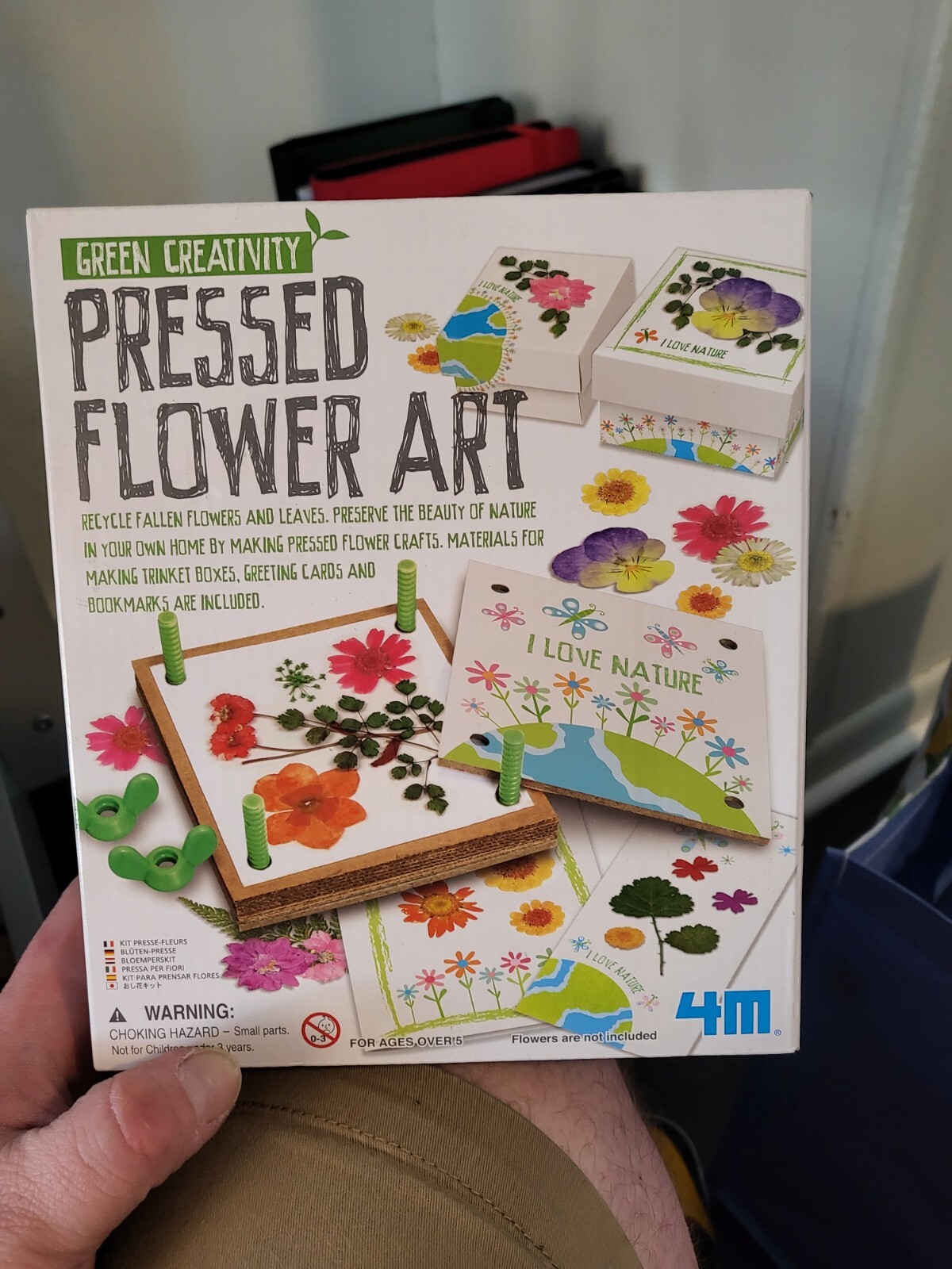 New In Box Pressed Flower Art Kit By Green Creativity  4m