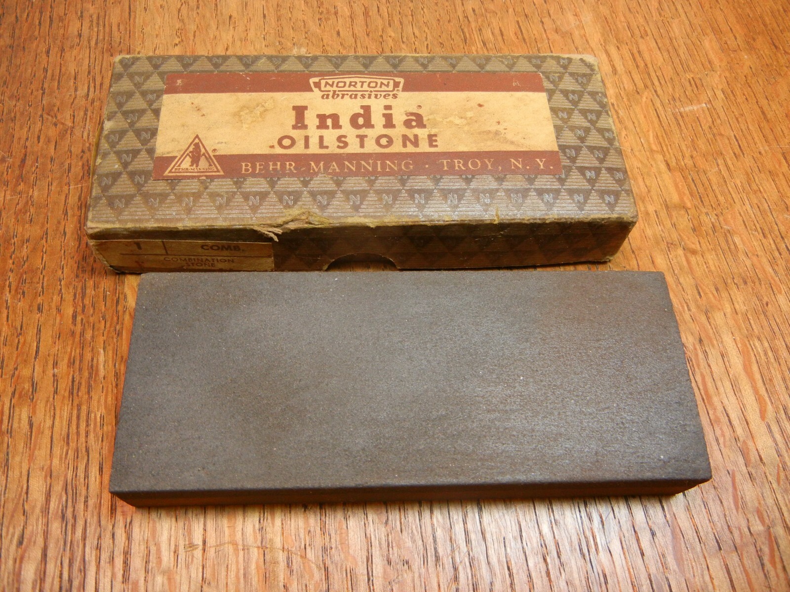 VINTAGE NORTON ABRASIVES INDIA OILSTONE 1B 45 COMBINATION SHARPENING