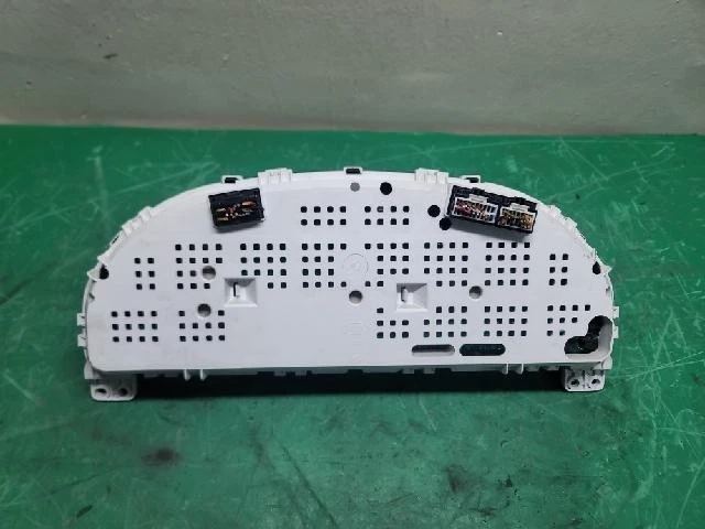 Painéis de instrumentos 2007 KIA Sorento 94013-3E010 - Imagem 3 de 4