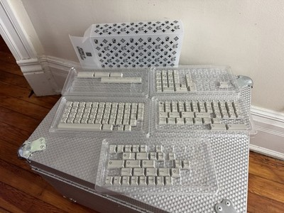 Manufactured by Domikey Designed by Eloquentclicks Rare Keyboard Keys