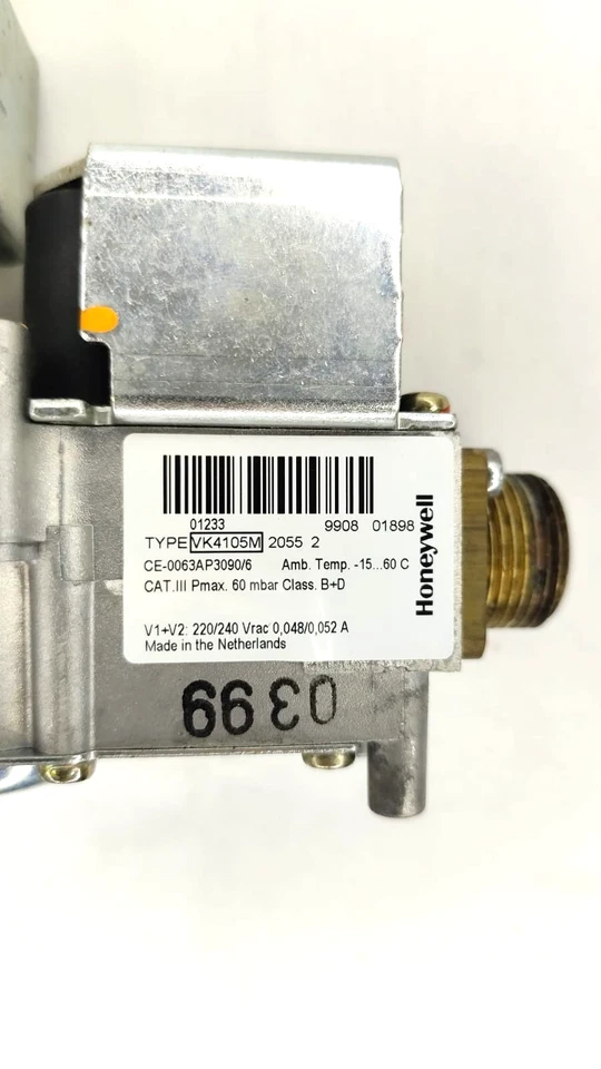 1010386 - Immergas Valvola gas VK 4105 M originale. - Immagine 2 di 3