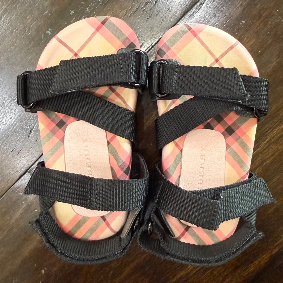 Burberry Children Girl’s Bright Rose Canvas Sandals Size 23 EUC with Box - Image 2 of 4