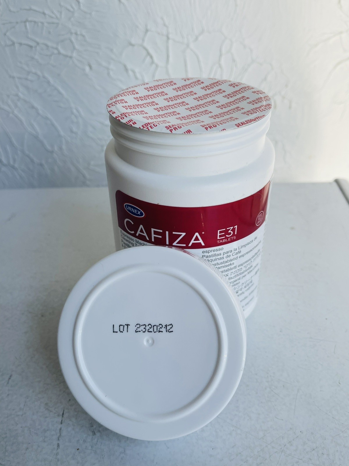 Espresso Machine Cleaning Tablets - 100 Count for Professional Use E31