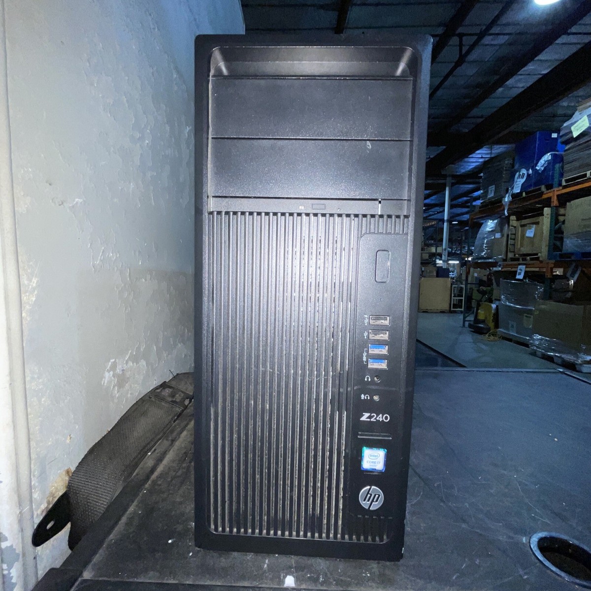 Hp Z240 Tower Workstation Intel Core i7-6700 3.4 GHZ 32GB RAM NO HD Hp Z240 Tower Workstation Intel Core i7-6700 3.4 GHZ 32GB RAM NO HD
