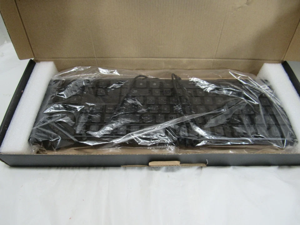 Motospeed K70 Multicolor Backlit Gaming Keyboard - Image 4 of 4