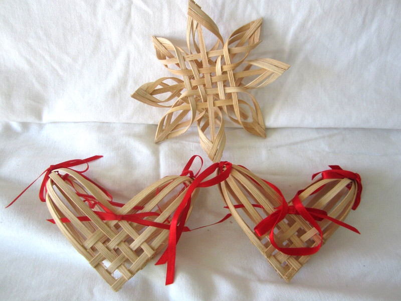 Three Wicker Rattan Brown & Red Ribbon STAR & HEART shaped CHRISTMAS Ornaments