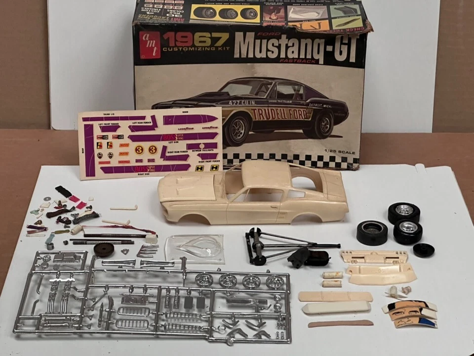 1967 Ford Mustang GT Model Customizable Kit 1:24 Vintage AMT GENE WINFIELD - Image 2 of 4