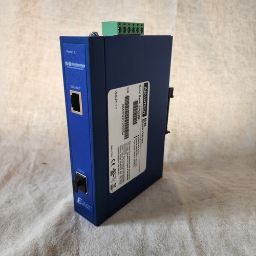 Advantech EPSG202 - GIGABIT POE SPLITTER, (25W) 24 VDC