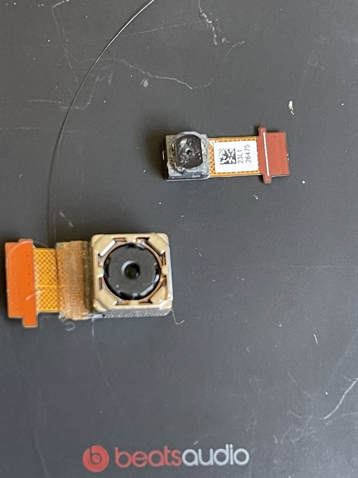 Original htc One S Z320e Rear Cover Housing Camera Parts Lot  and Battery - Image 3 of 4