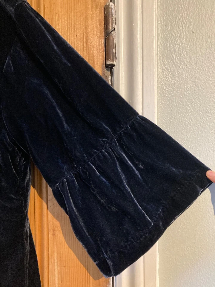 CREW CLOTHING ladies UK 18 very dark blue velvety occasion top. New with tags - Image 3 of 4