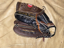 Louisville PP150. For Left handed Throwing Player. Leather Glove 12"