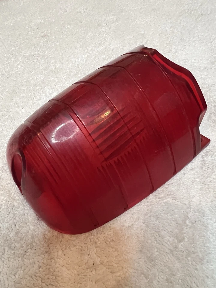 Lente de luz de parada trasera Nash Ambassador 1954 1955 NAF ¡Bonita! OEM Foto 3 de 4