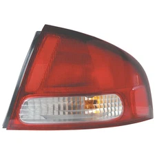 For Nissan Sentra 2000 2001 2002 2003 Right Tail Light TCP